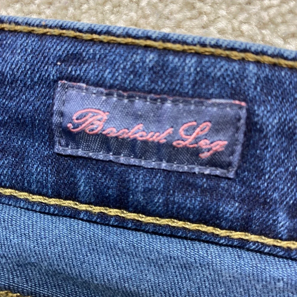 St. John's Bay Bootcut Jeans Womens 6P Blue Excellent Stretch Dark Wash Petite‎